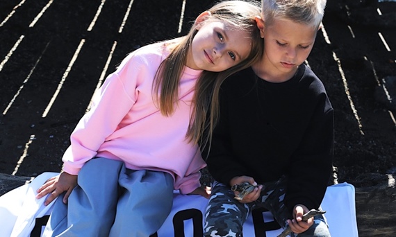 Sweatshirts & sweat jackets