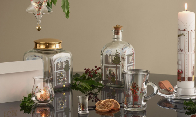 Cosy Christmas Moments