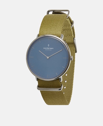Minimalist watch